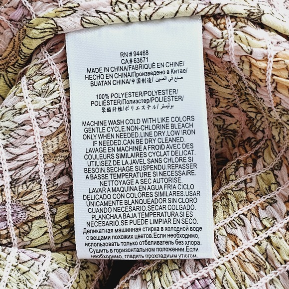 BCBG Generation Womens Small Smocked Floral Crop Ruffle Trim Boho Fairy Coquette - Picture 7 of 7